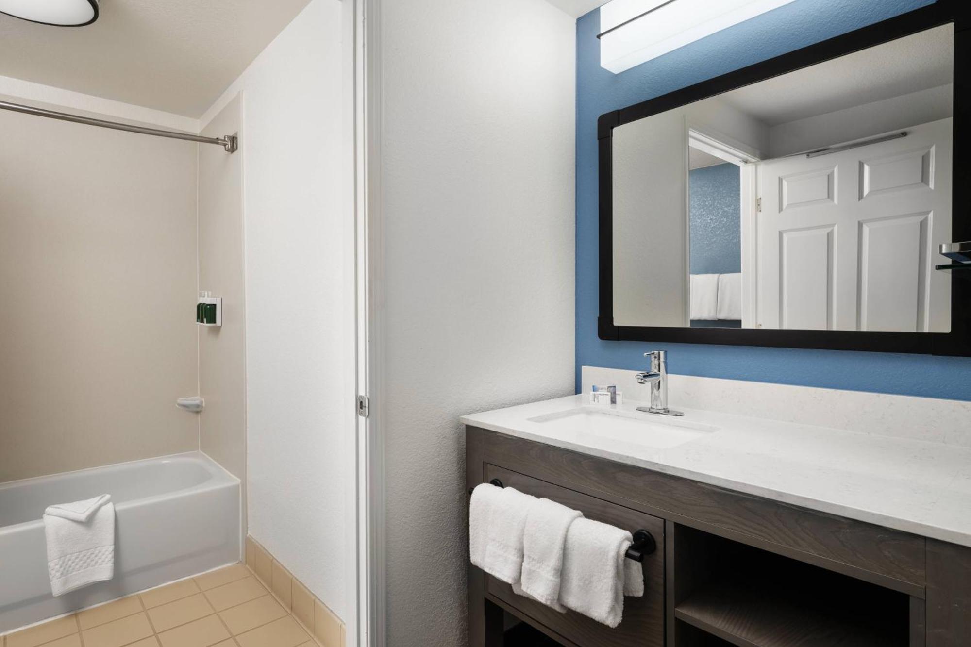 Residence Inn By Marriott Anaheim Resort Area/Garden Grove Bagian luar foto
