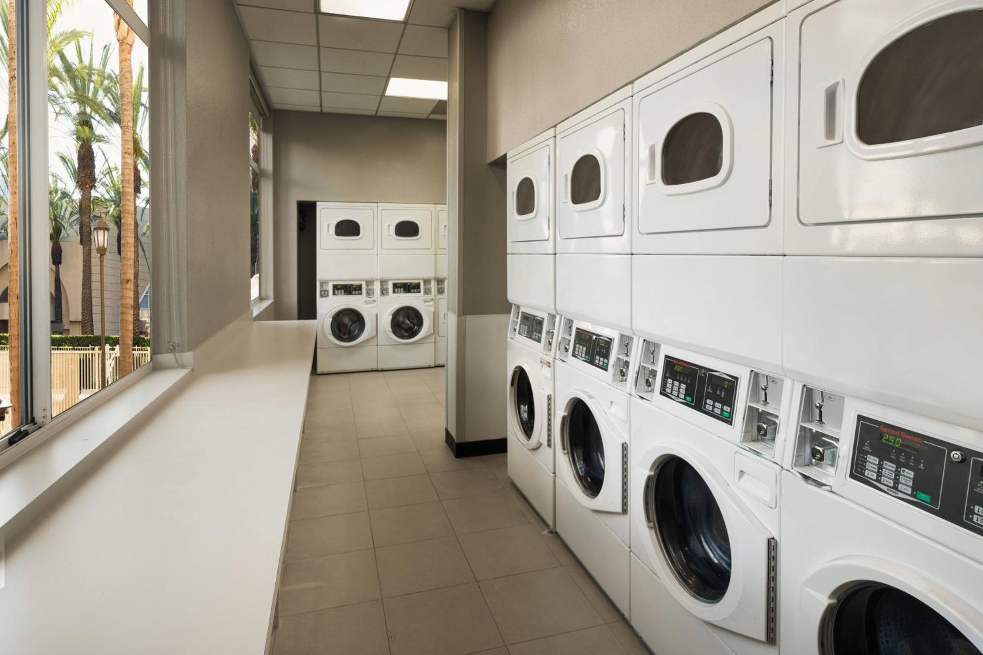 Residence Inn By Marriott Anaheim Resort Area/Garden Grove Bagian luar foto